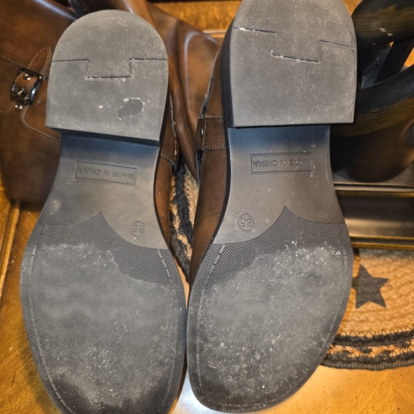 Brown Leather Knee-High Boots - Picture 4 of 5